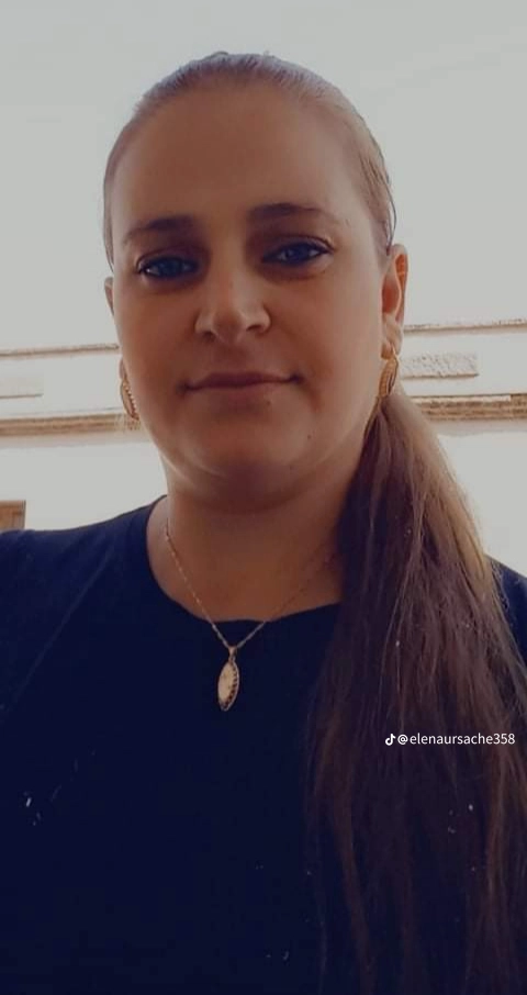 Curriculum de Elena barcari